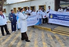 Pacientes afectados por reinicio de huelga indefinida de médicos en Arequipa