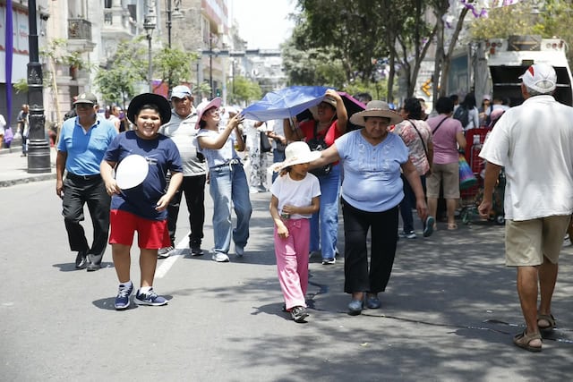 Señor de los Milagros: Cuarto recorrido procesional en el Cercado de Lima (Fotos: César Campos/GEC)