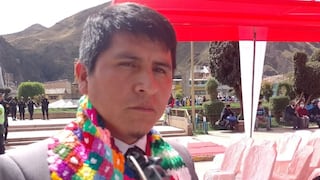 Prefecto de Huancavelica presenta su cargo a disposición
