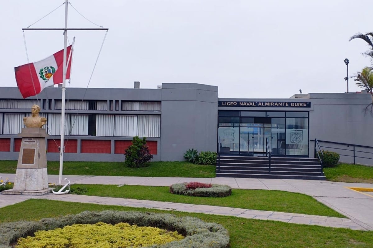 Caso Liceo Naval: Solicitarán detención preliminar contra tres adultos que viajaban con escolares