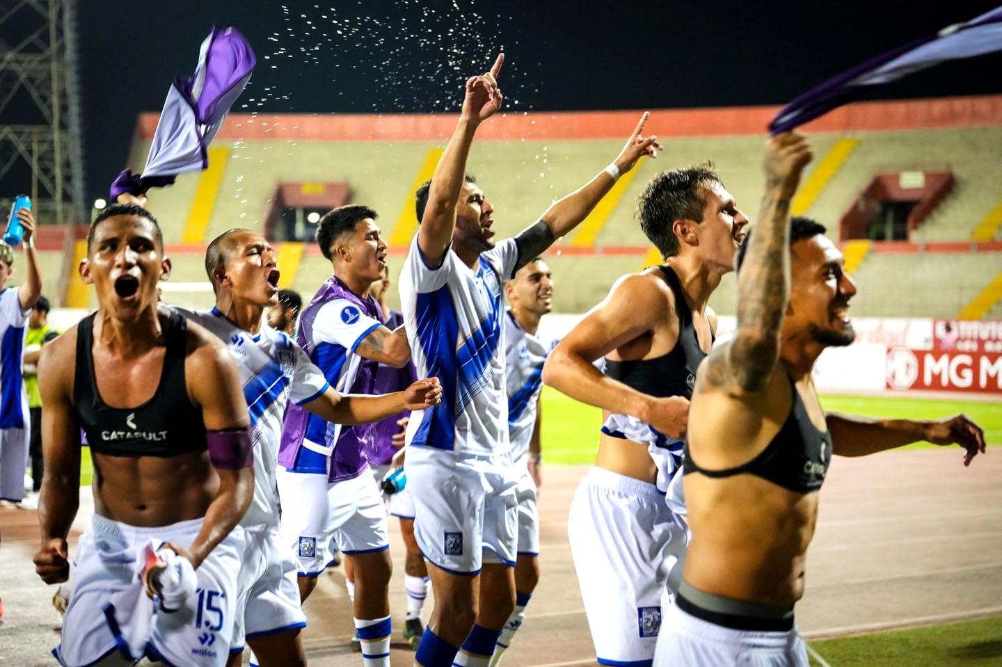 Técnico de Alianza Atlético, está feliz con el desempeño de sus pupilos.