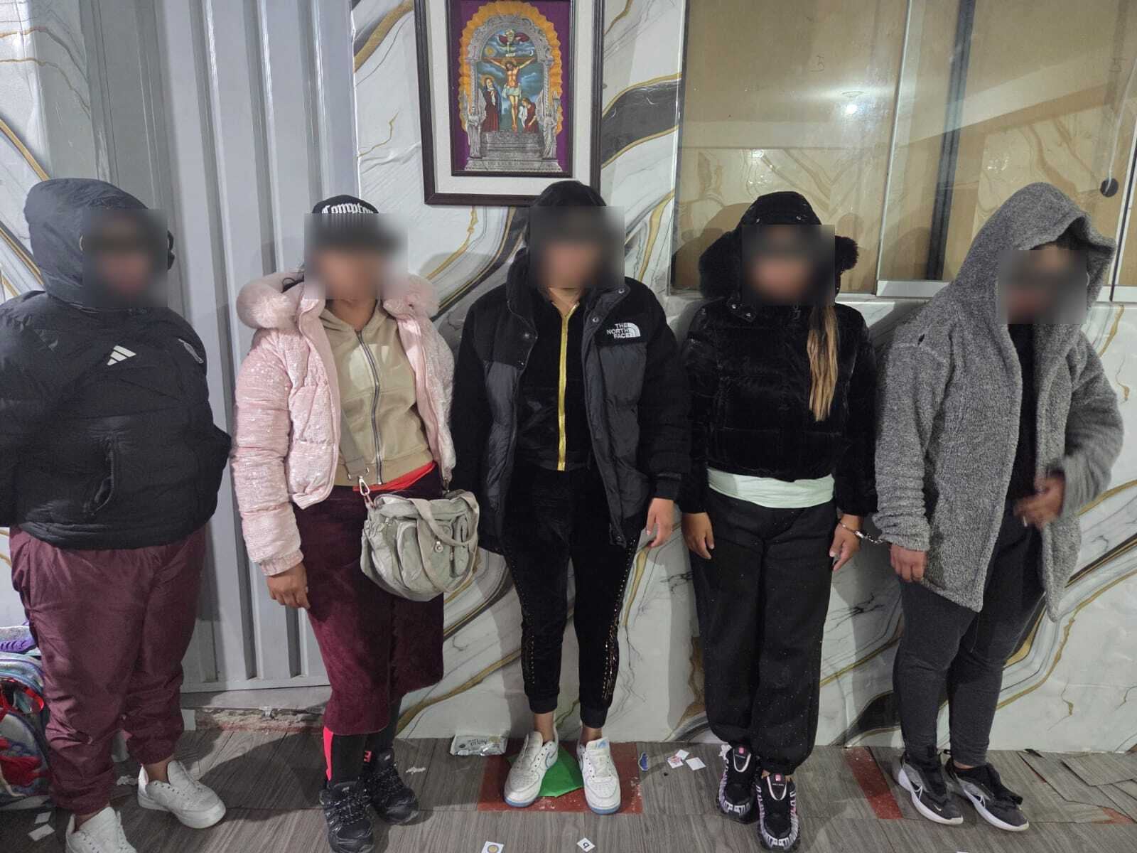 Detención de 15 personas por tráfico de drogas en Arequipa. Foto: PNP.