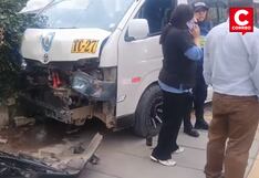 Huancayo: Combi choca contra camioneta por exceso de velocidad