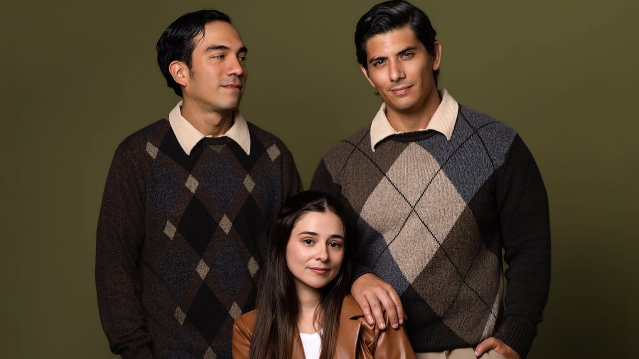 La puesta en escena reúne a Valquiria Huerta, Luis Baca y Daniel Cano en una historia sobre vínculos familiares, recuerdos y emociones que resurgen tras años de silencio.