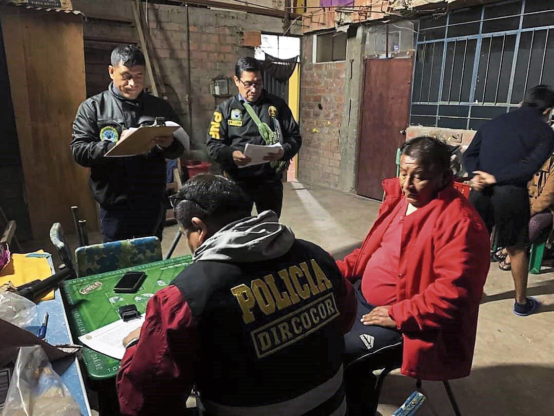 Intervención de la Policía en viviendas. (Foto: Difusión)