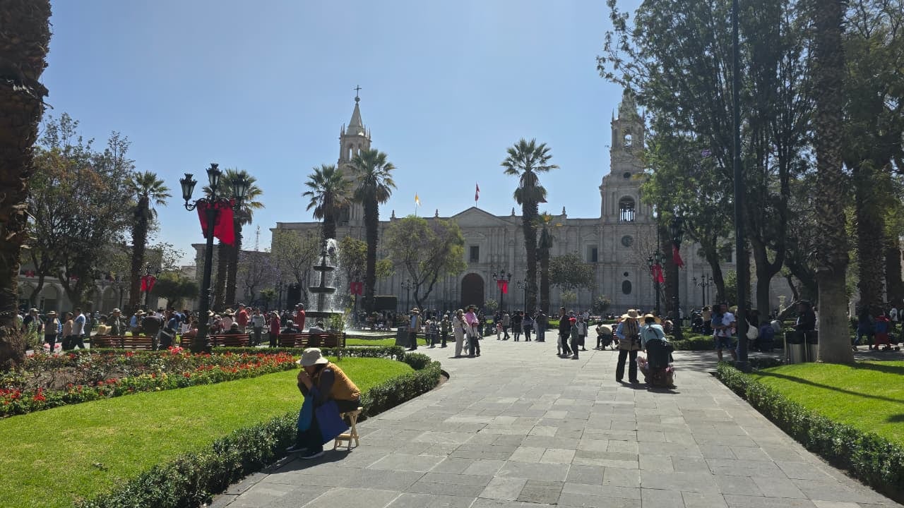 Arequipa celebra el inicio de su mes jubilar con emotivo repique de campanas. (Foto: Yunsu Pariapaza/@photo.gec)