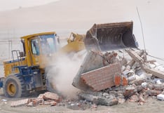 Desalojan invasiones en terrenos destinados para el puerto Corío en Islay