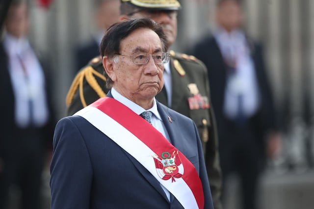 José María Balcázar salió de Palacio de Gobierno rumbo a la Catedral de Lima para participar en la misa y tedeum por Fiestas Patrias.