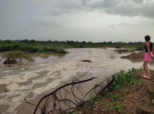 Lluvias causan estragos.