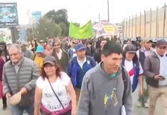 Vecinos de Carabayllo marchan hacia la PCM exigiendo agua potable y desagüe