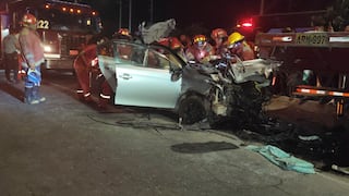 Salva de la muerte en la Panamericana Sur en Ica: automóvil se empotra contra tráiler