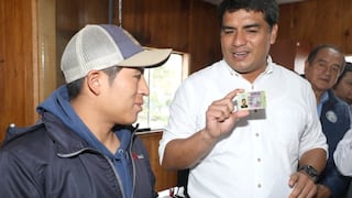 Reaperturan local de Transportes de Municipalidad Provincial de Trujillo y entregan brevetes a conductores de motocicletas 