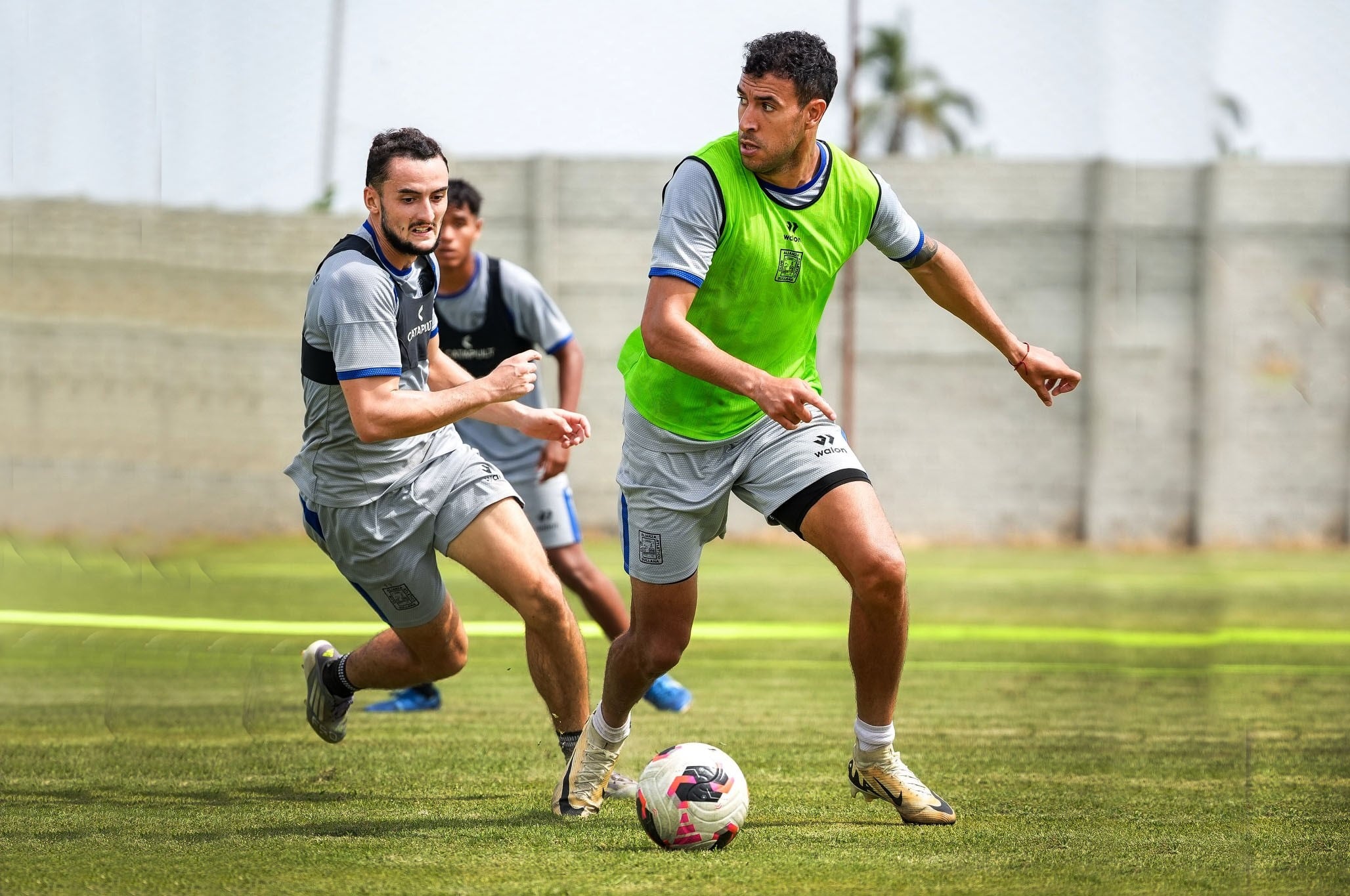 Refuerzos argentinos quieren hacer historia con Alianza Atlético de Sullana.