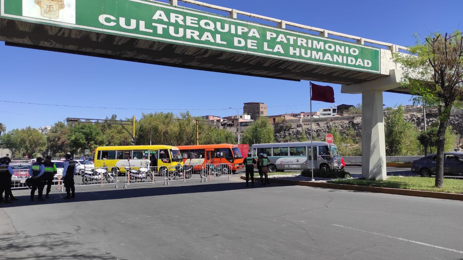 Congestión vehicular en el Centro Histórico (Foto: GEC)