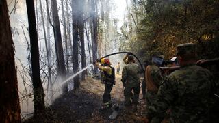 Incendios forestales en Quito dejan seis heridos y 107 familias evacuadas