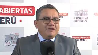 Santiváñez propone que policías y militares denunciados por uso de armas de fuego sean juzgados por fueros militares