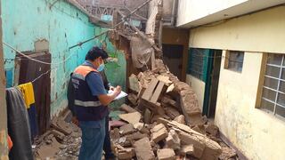 Llevan ayuda a familia que se quedó en la calle tras derrumbe de una quinta en Trujillo