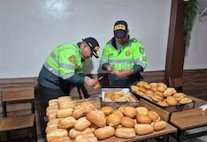 Policías preparan olla común para llevar desayuno a pasajeros varados en Ocoña