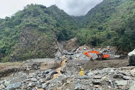 Gobierno declara en estado de emergencia 17 tramos afectados en la Red Vial Nacional