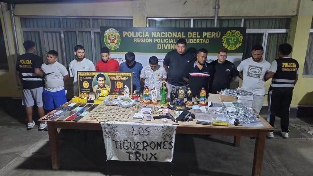 Agencia de Estados Unidos y policías peruanos atraparon en un búnker de Huanchaco a nueve ciudadanos ecuatorianos en posesión de armas, drogas y explosivos.