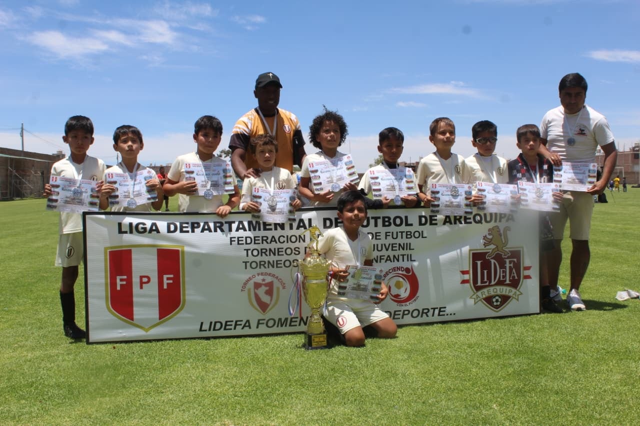 Universitario sede Arequipa, subcampeón Sub-09 en Creciendo con el Fútbol en Arequipa. (Foto: Álvaro Figueroa/@photo.gec)