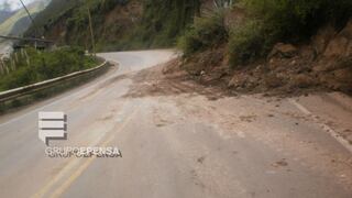 Huariaca: Pistas son peligrosas por caída de rocas 
