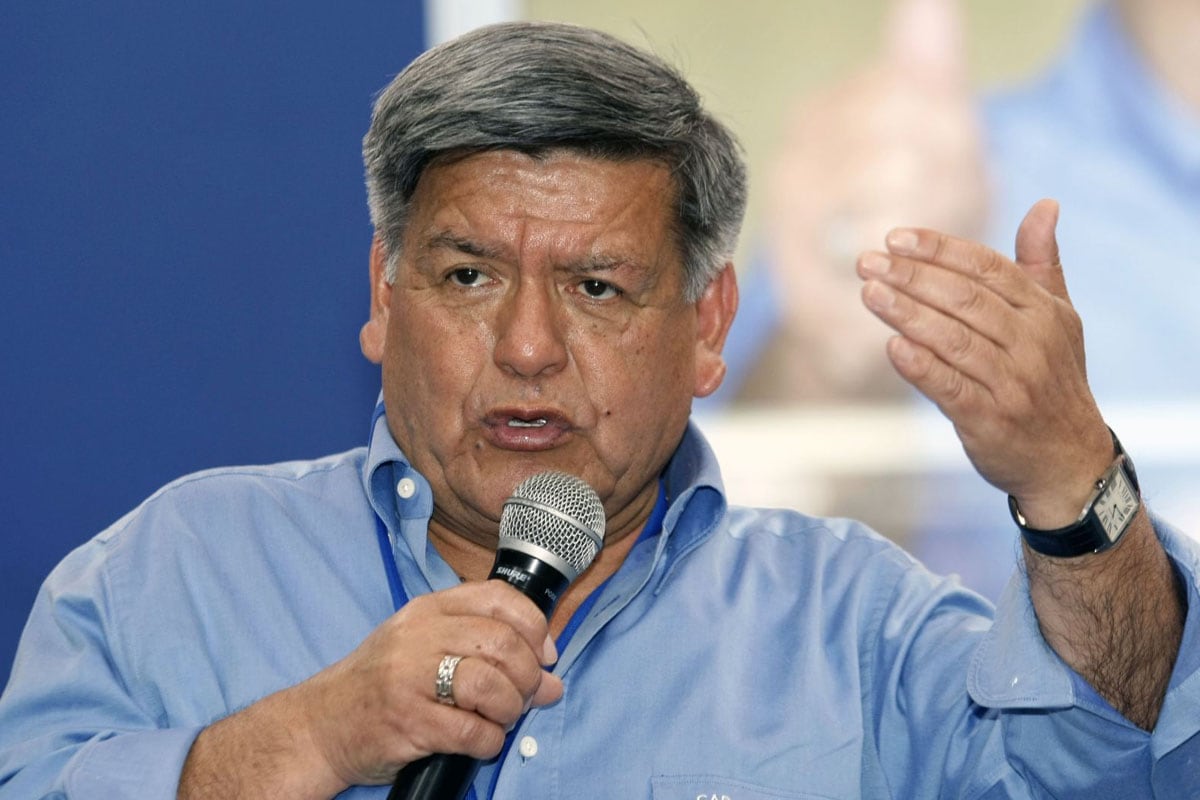 “El monto que me corresponda (11,161.94 soles) será donado para obras sociales en beneficio de la población de La Libertad”, aseguró en un comunicado