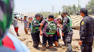 Colectiveros cobran hasta S/100 por viaje a Nasca tras caída de huaicos en la Panamericana Sur