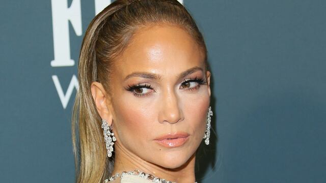 Jennifer Lopez firma acuerdo con Netflix para producir películas y documentales  