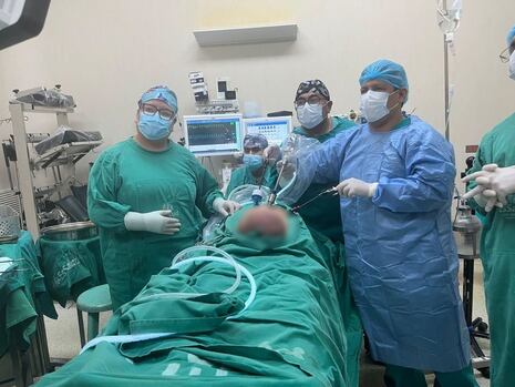 Ica: compleja cirugía logra extirpar hernia de 8 kilos que tenía paciente por 10 años