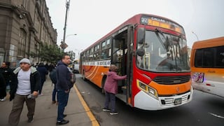 Transporte en Lima y Callao opera al 50% y gremio advierte paro indefinido por extorsiones