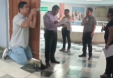 Lambayeque: Alcalde y sus funcionarios desalojan a sindicato de palacio municipal
