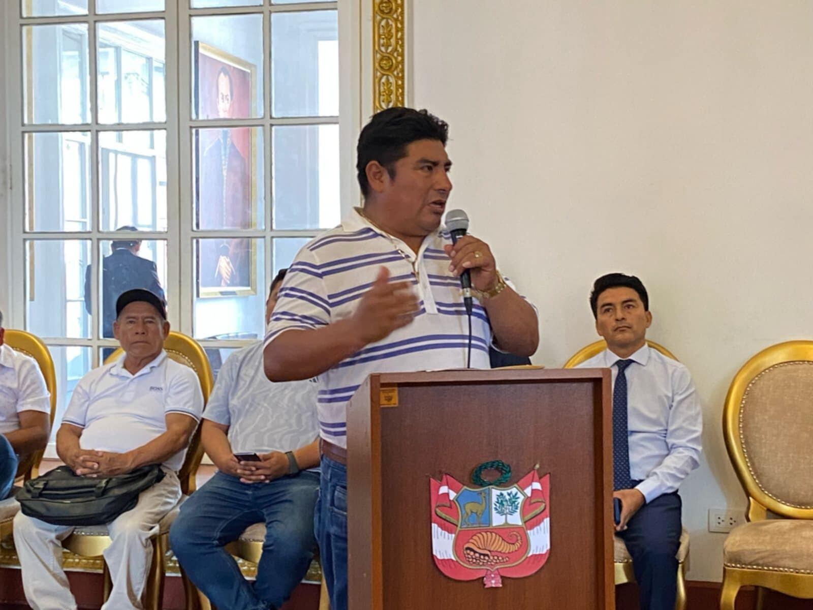 Es momento de que estos predios del Estado sean usados por la niñez y la juventud para la práctica deportiva, dijo el alcalde Juan Carranza.