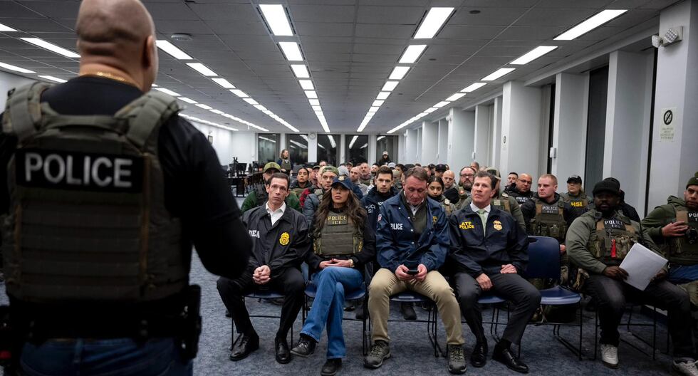 Estados Unidos hará redadas en 3 ciudades cada semana, con 1.200 detenidos diarios como objetivo