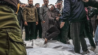 Ataques israelíes dejan fuera de servicio la UCI del hospital en Franja de Gaza