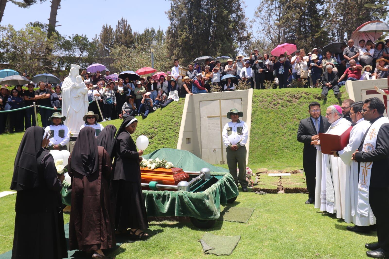 El funeral se realizó en el cementerio Parque de la Esperanza. Foto: difusión.