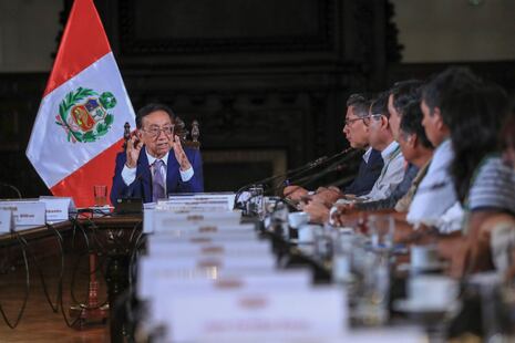 Presidente Balcázar mantuvo una reunión con representantes de pequeña minería y mineros artesanales