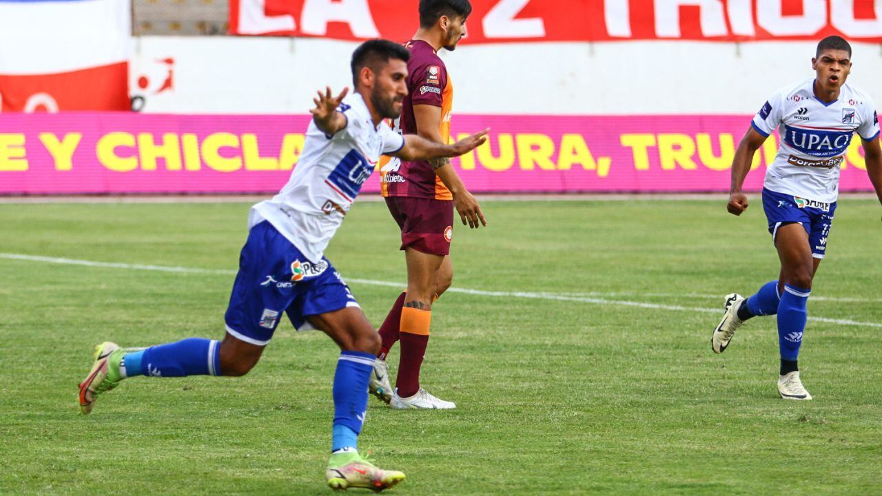 El paraguayo Ángel Benítez y el “Cotorra” Pablo Míguez anotaron para darle una triunfo clave a los tricolores, en el Estadio Mansiche. (Foto: CAM)
