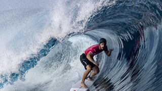Alonso Correa: Postergan participación de surfista peruano en París 2024 por mal clima