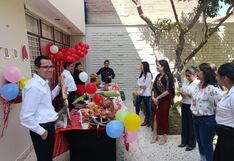 Festejan en SuSalud, mientras madre pide justicia por su hija en UCI en Chiclayo