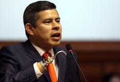 Gobierno detectó S/260 millones en órdenes de servicio y 400 mil kits de uniformes almacenados, según Luis Galarreta