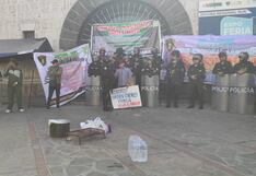 Usan gases lacrimógenos contra trabajadores del Inpe que protestan en Arequipa (VIDEO)