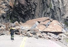 Carretera Central bloqueada por caída de rocas en Huarochirí tras lluvias