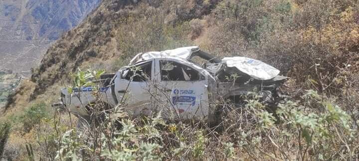 El vehículo terminó destrozado (Foto: Difusión)