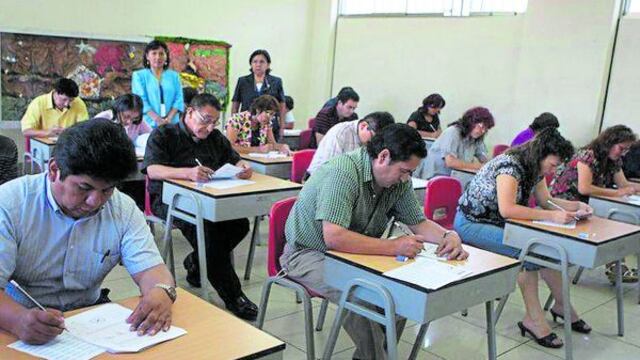 Piura: Exigen anular examen que se filtró a docentes
