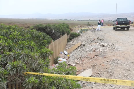 Ventanilla: hallan cadáver de hombre maniatado y envuelto en una frazada en humedales