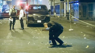 Cercado de Lima: Policías se enfrentaron a delincuentes que robaron vehículo a pareja
