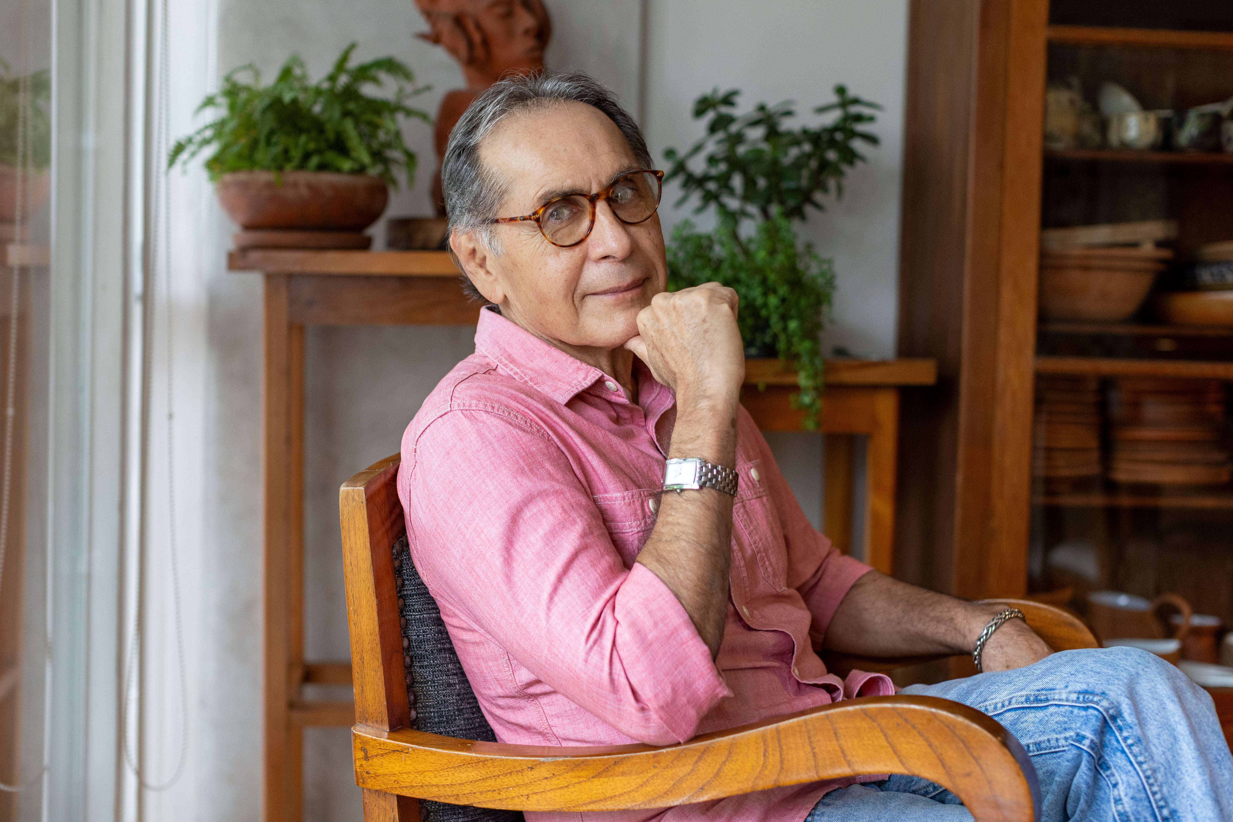 "Cuando lo descubrí, siendo profesor de colegio, me sorprendió la posibilidad de leer una historia del Perú que no se había contado: la historia desde el lado de los vencidos”. Fotos: Mario Zapata N. / @photo.gec