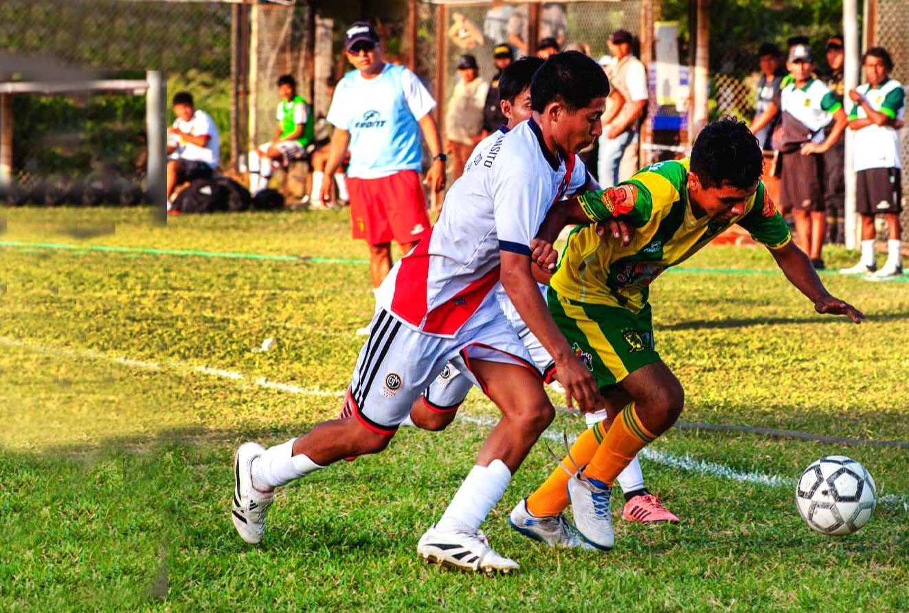 En siete escenarios deportivos de la región se juegan 14 partidos Copa Perú.