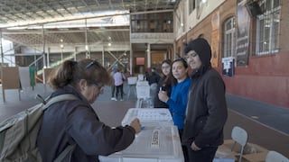 Elecciones en Chile con voto obligatorio: Encuestas apuntan a una segunda vuelta